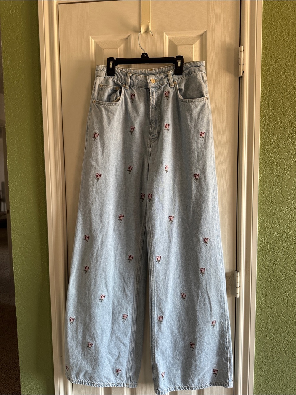 Farm Rio Rose Embroidery Jeans - Picture 9 of 11